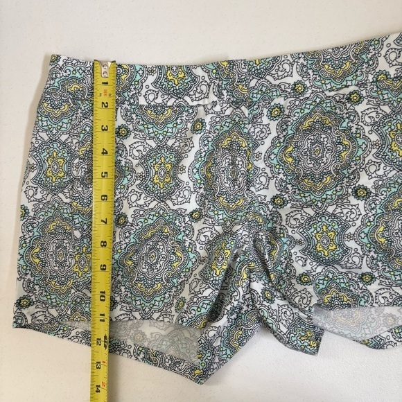 J.crew Chino Patterned Womens  Shorts size 6 - Picture 8 of 10